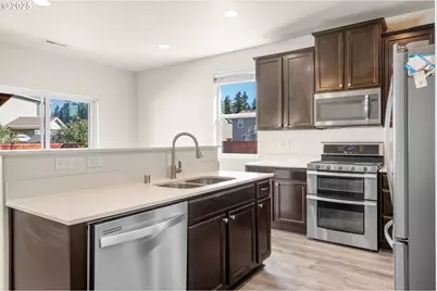 9203 NE 165th Ave, Vancouver, WA 98682 - Photo 7