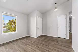 468 Merlee Cir, Eagle Point, OR 97524 - Photo 3