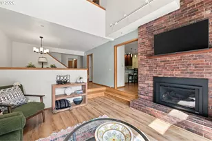 2036 Eastwood Ln, Eugene, OR 97401 - Photo 11