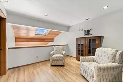 2036 Eastwood Ln, Eugene, OR 97401 - Photo 23