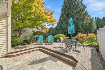 2036 Eastwood Ln, Eugene, OR 97401 - Photo 3