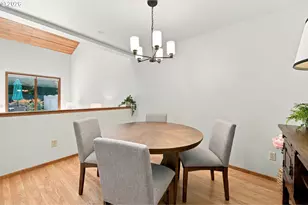 2036 Eastwood Ln, Eugene, OR 97401 - Photo 7