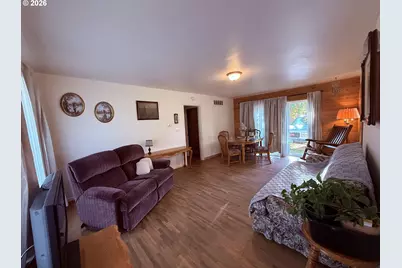 360 N 13th Ave, Elgin, OR 97827 - Photo 11