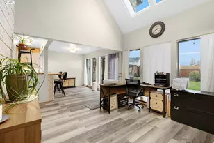 605 Deerwood Ct, Winston, OR 97496 - Photo 3