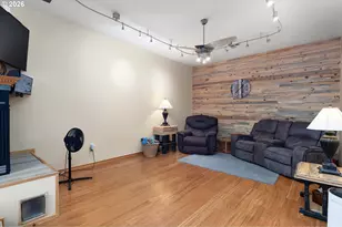 605 Deerwood Ct, Winston, OR 97496 - Photo 13