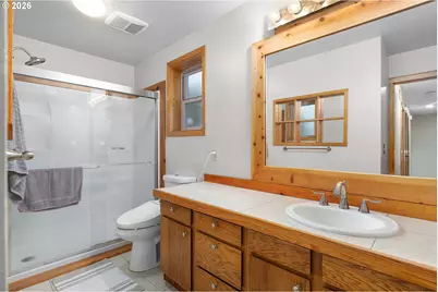 605 Deerwood Ct, Winston, OR 97496 - Photo 23