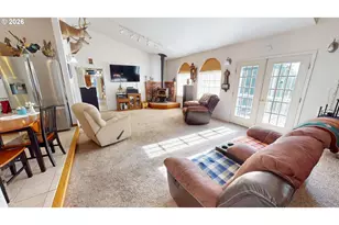 95340 Tututni Hollow Rd, Gold Beach, OR 97444 - Photo 9