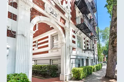 1811 NW Couch St #407, Portland, OR 97209 - Photo 3