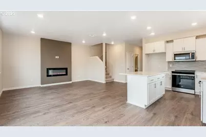 17187 SE Maple Hill Ln, Happy Valley, OR 97086 - Photo 13