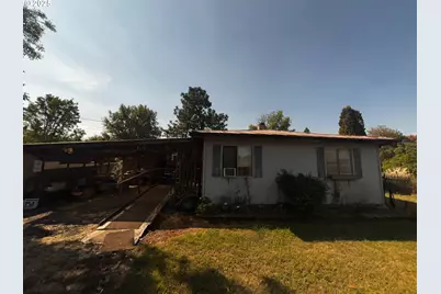 455 Brooks St, Lebanon, OR 97355 - Photo 1