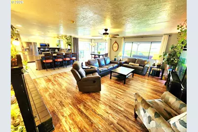 120 Hammel Rd, Eagle Point, OR 97524 - Photo 3
