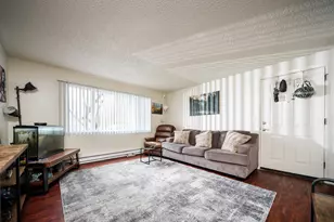 340 S Locust St, Canby, OR 97013 - Photo 9