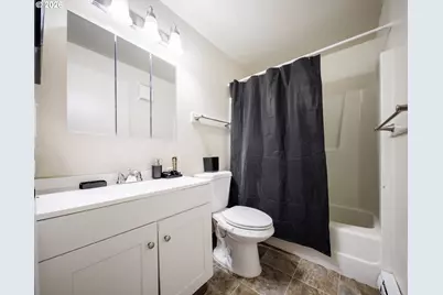 340 S Locust St, Canby, OR 97013 - Photo 7