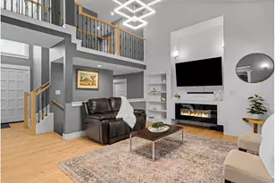 2014 NE 164th Pl, Portland, OR 97230 - Photo 7