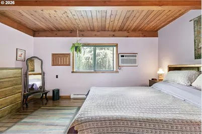 1295 Betty Ln, Eugene, OR 97404 - Photo 11