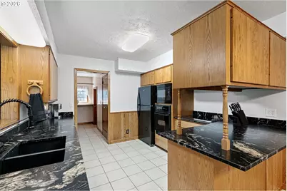 1295 Betty Ln, Eugene, OR 97404 - Photo 5