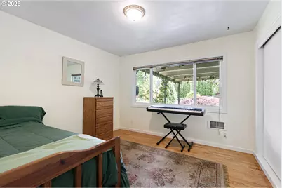 1295 Betty Ln, Eugene, OR 97404 - Photo 15