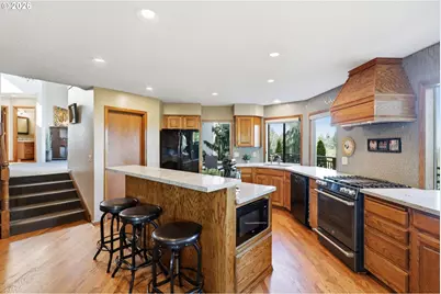 7823 SE 140th Dr, Portland, OR 97236 - Photo 9