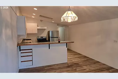 132 E Main St, Sheridan, OR 97378 - Photo 9