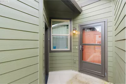 185 N 43rd Pl, Ridgefield, WA 98642 - Photo 3