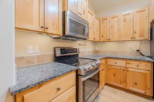 185 N 43rd Pl, Ridgefield, WA 98642 - Photo 9