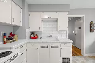 7206 SW 3rd Ave, Portland, OR 97219 - Photo 13