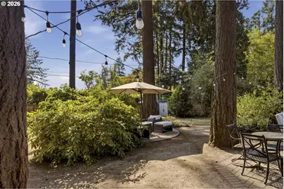 10770 SW Butner Rd, Portland, OR 97225 - Photo 25