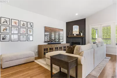 909 NW 22nd Ave, Camas, WA 98607 - Photo 11