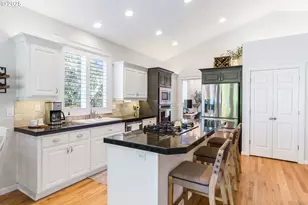 909 NW 22nd Ave, Camas, WA 98607 - Photo 13