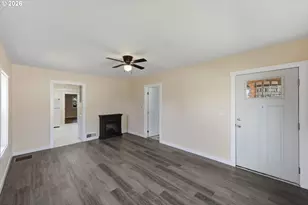 1391 Central Ave, Coos Bay, OR 97420 - Photo 7