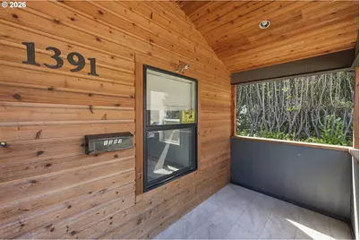 1391 Central Ave, Coos Bay, OR 97420 - Photo 43