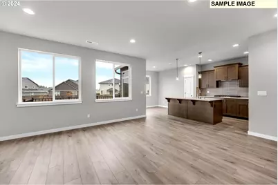 995 NE Sagebrush Dr, Estacada, OR 97023 - Photo 5