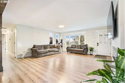 32681 NW Peaceful Ln, North Plains, OR 97133 - Photo 5