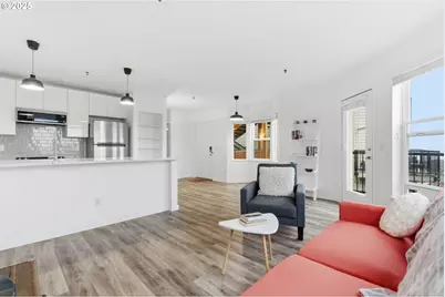 303 NW Uptown Ter #2B, Portland, OR 97210 - Photo 5