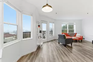 303 NW Uptown Terrace, Portland, OR 97210 - Photo 15