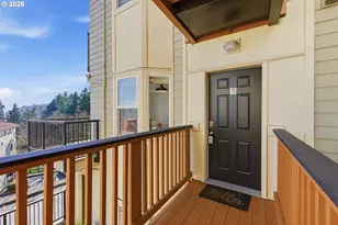 303 NW Uptown Terrace, Portland, OR 97210 - Photo 3