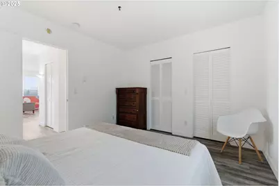 303 NW Uptown Ter #2B, Portland, OR 97210 - Photo 23