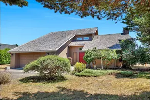 90517 Birdie Dr, Warrenton, OR 97146 - Photo 1