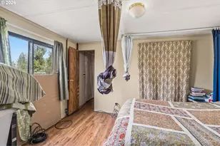 33665 Hampton Rd, Eugene, OR 97405 - Photo 13