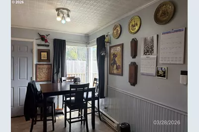 456 N Cammann St, Coos Bay, OR 97420 - Photo 25