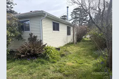 456 N Cammann St, Coos Bay, OR 97420 - Photo 35
