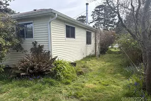 456 N Cammann St, Coos Bay, OR 97420 - Photo 35