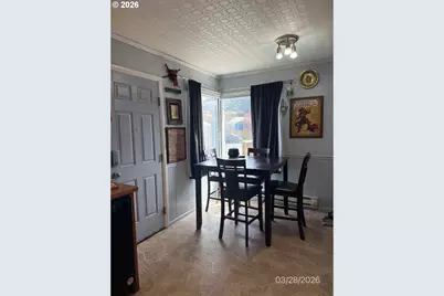 456 N Cammann St, Coos Bay, OR 97420 - Photo 31