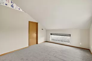 1701 Clackamette Dr, Oregon City, OR 97045 - Photo 35