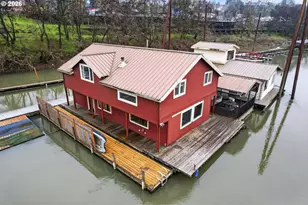 1701 Clackamette Dr, Oregon City, OR 97045 - Photo 3