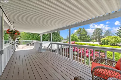 855 SW Spring Ln, Portland, OR 97225 - Photo 25