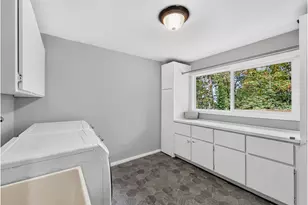 17701 Overlook Cir, Lake Oswego, OR 97034 - Photo 21