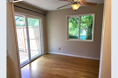 36 SE 52nd Ave, Portland, OR 97215 - Photo 13