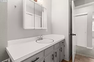 2910 SE Gladstone St, Portland, OR 97202 - Photo 35