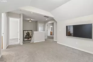 17311 NW Reindeer Dr, Portland, OR 97229 - Photo 25
